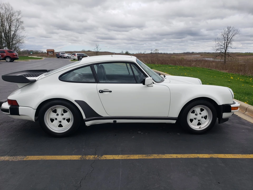1989 Porsche 930 Turbo - Image 13 of 31