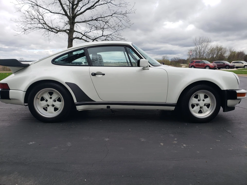 1989 Porsche 930 Turbo - Image 14 of 31