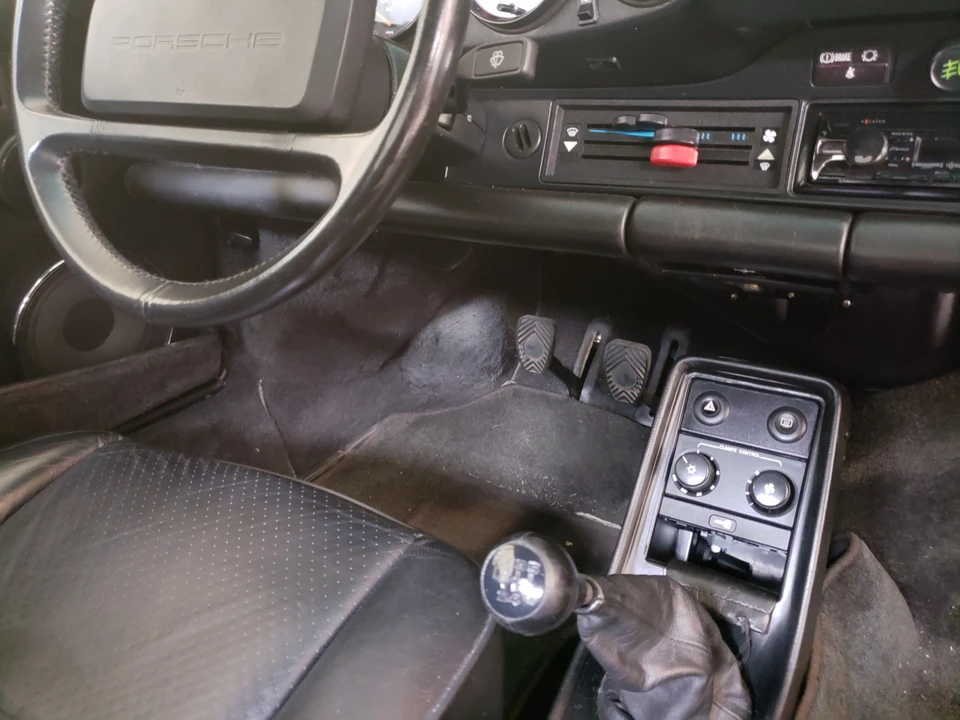 1989 Porsche 930 Turbo - Image 24 of 31