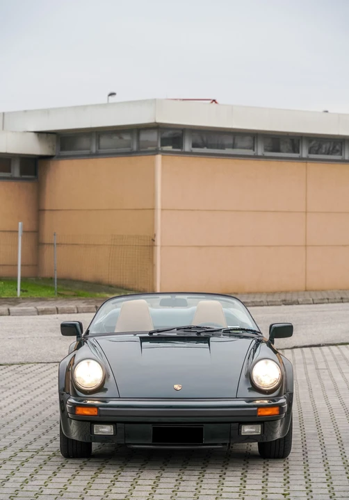 1989 Porsche - Image 2 of 28