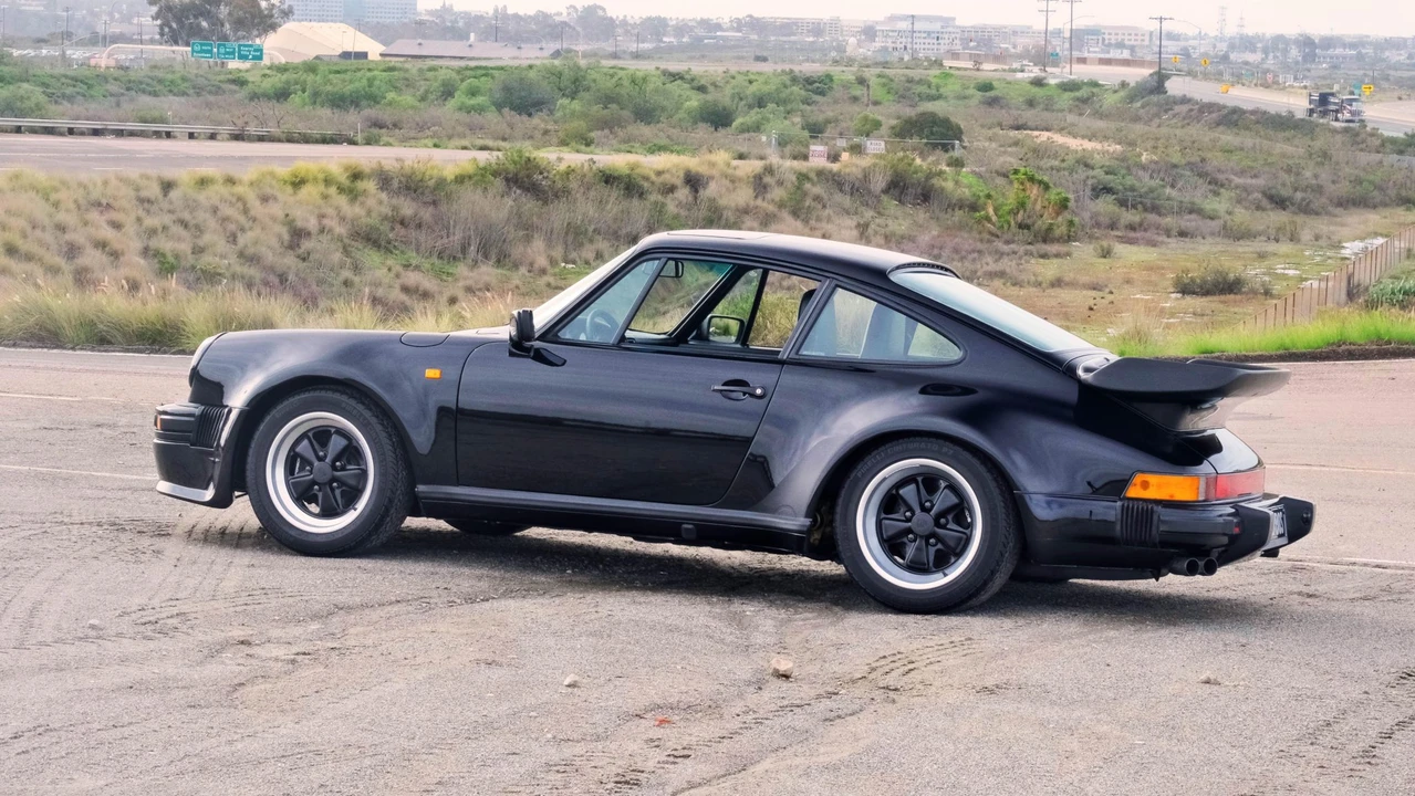 1989 Porsche 930 Turbo - Image 25 of 31