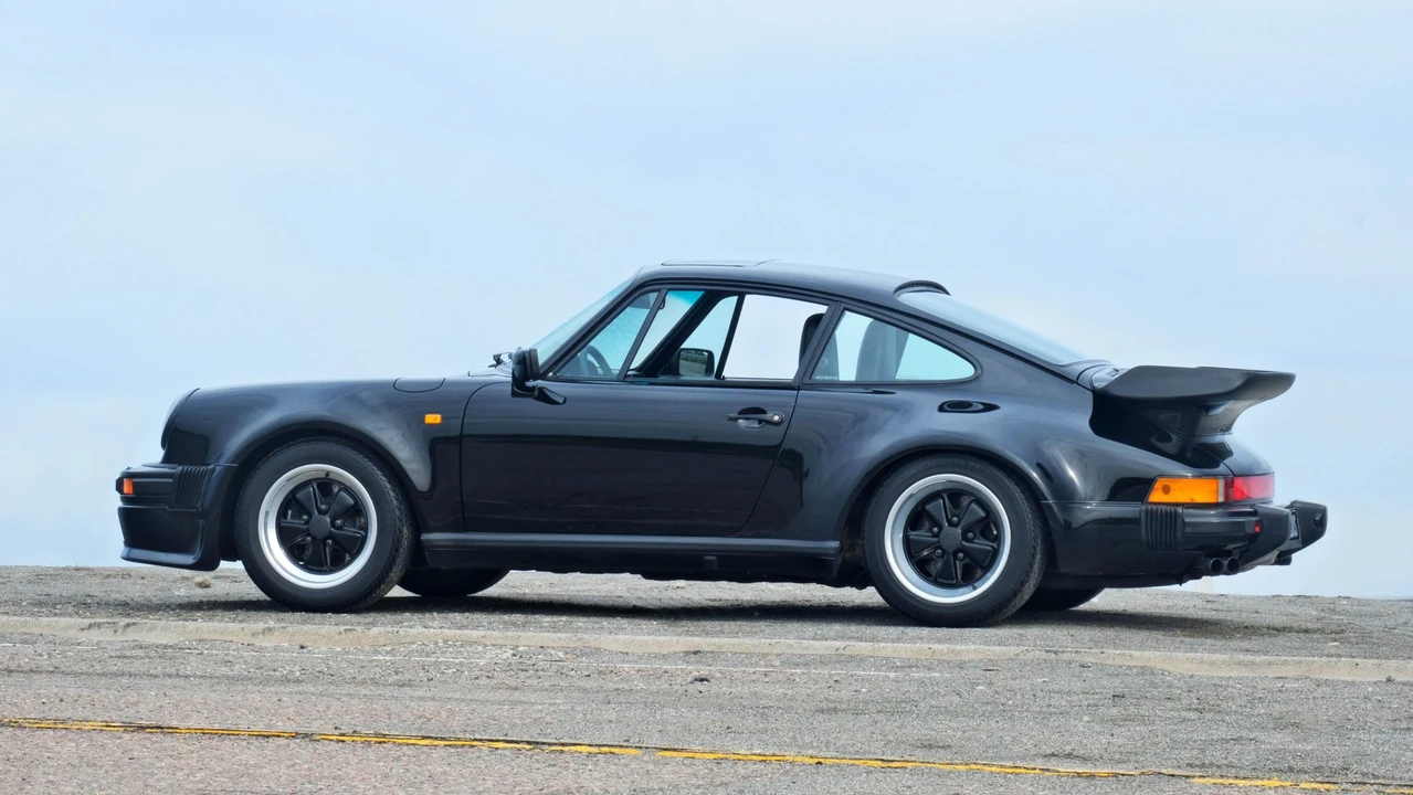1989 Porsche 930 Turbo - Image 23 of 31