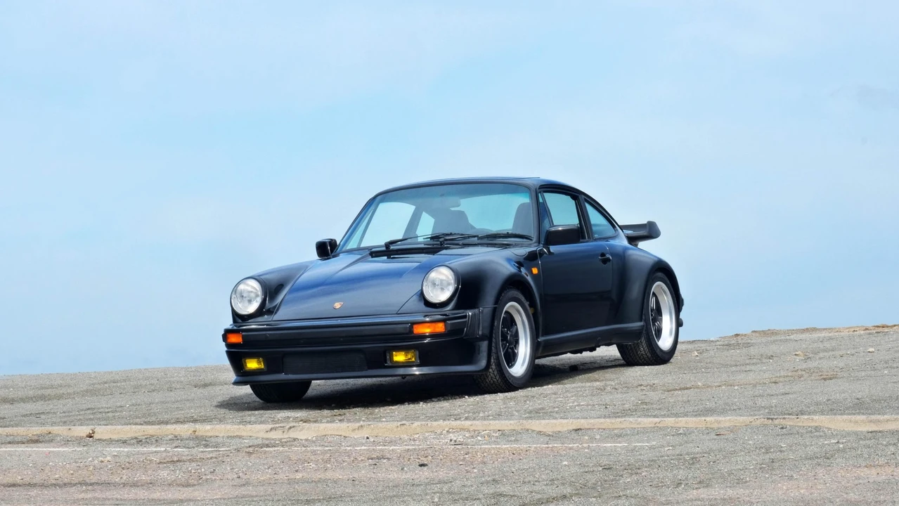 1989 Porsche 930 Turbo - Image 13 of 31