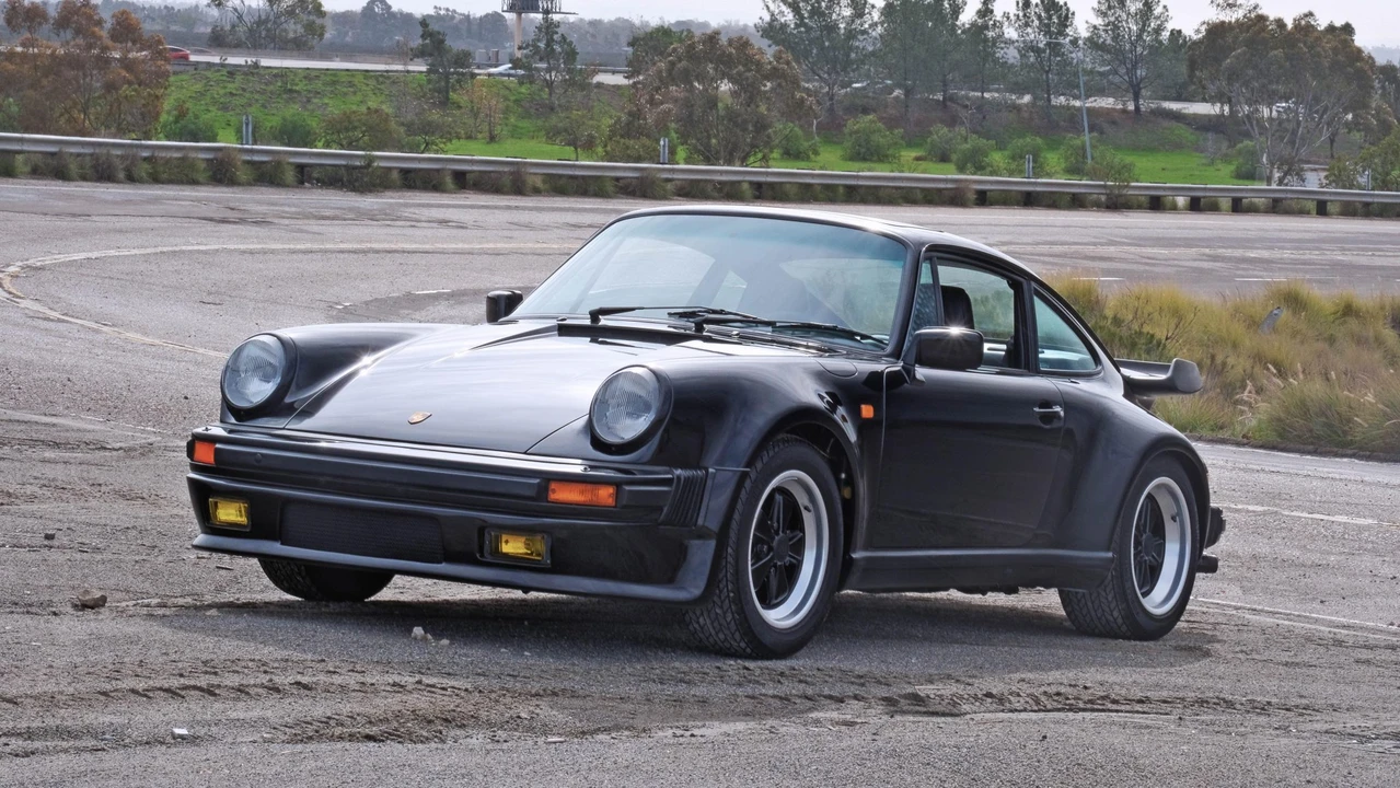 1989 Porsche 930 Turbo - Image 15 of 31