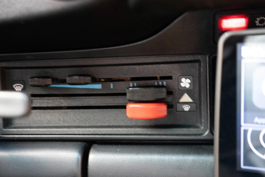 1989 Porsche 964 Carrera - Image 17 of 21