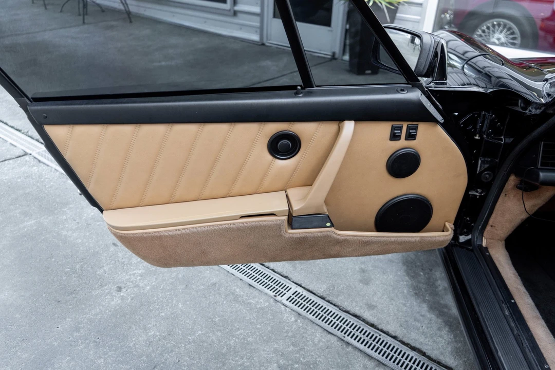 1989 Porsche 964 Carrera - Image 9 of 21
