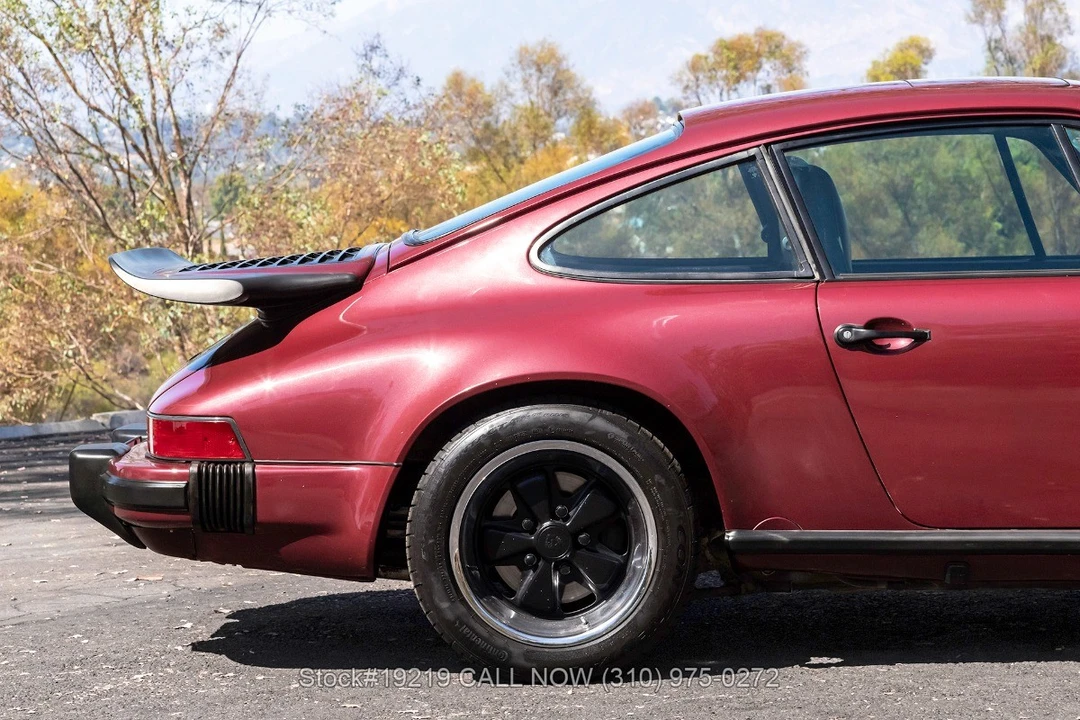 1989 Porsche 911 Carrera 3.2 - Image 15 of 31