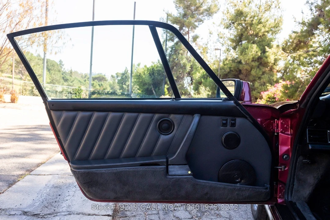 1989 Porsche 911 Carrera 3.2 - Image 20 of 31