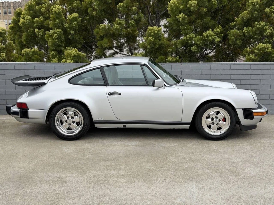 1989 Porsche 911 Carrera 3.2 - Image 6 of 26