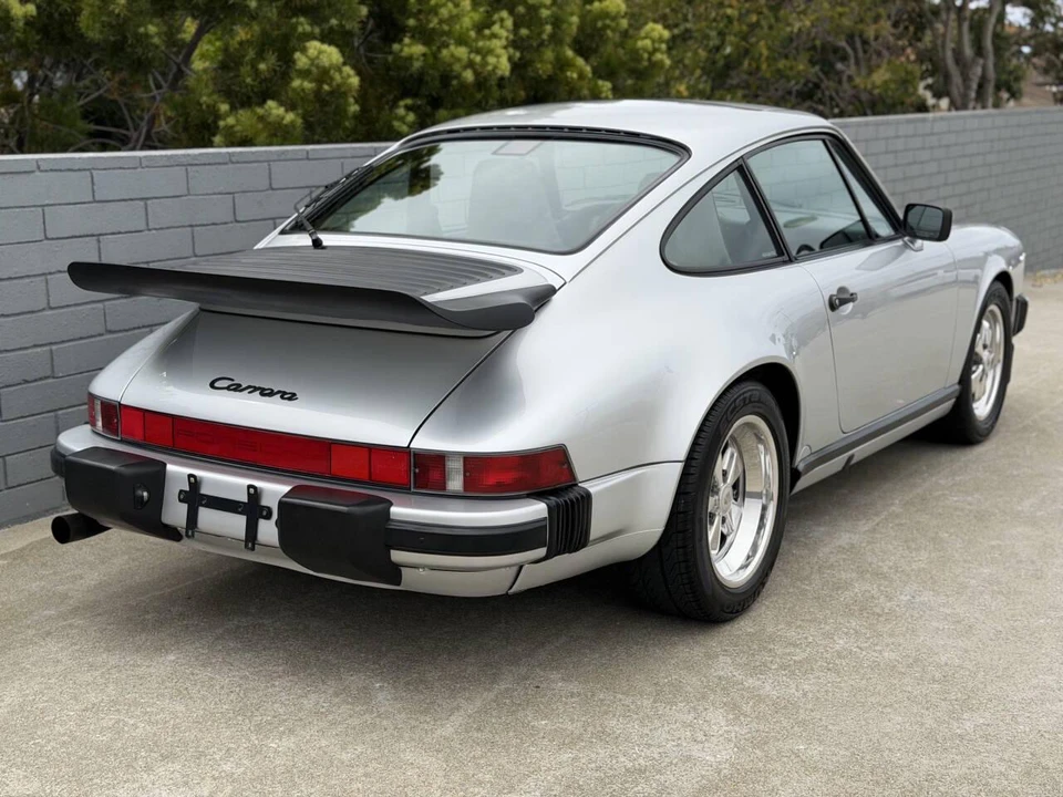 1989 Porsche 911 Carrera 3.2 - Image 9 of 26