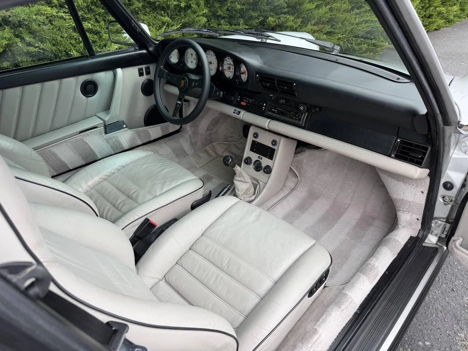1989 Porsche 911 Carrera 3.2 - Image 13 of 26