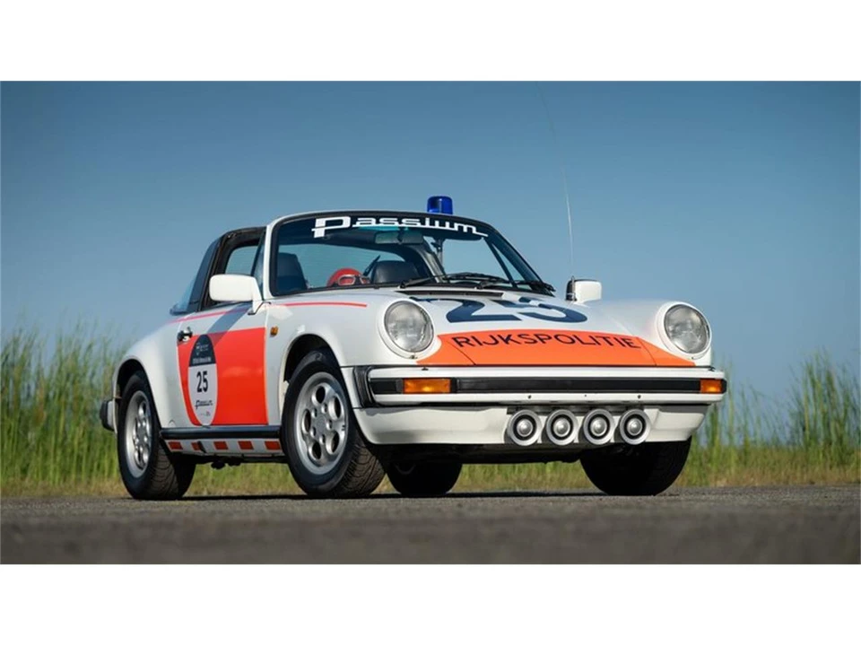 1989 Porsche 911 Carrera 3.2 - Image 13 of 31