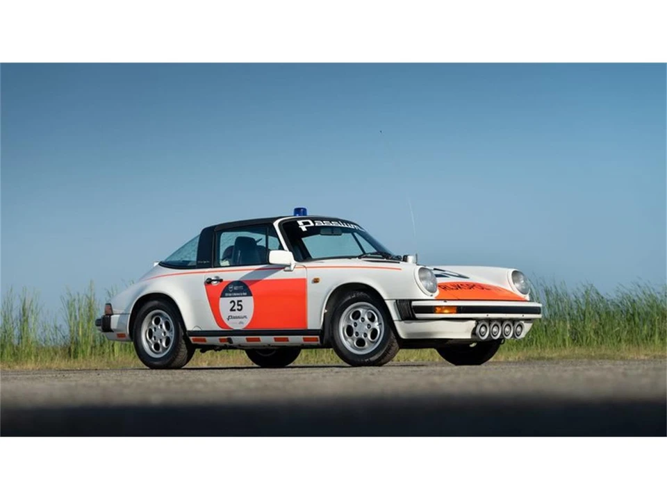 1989 Porsche 911 Carrera 3.2 - Image 14 of 31