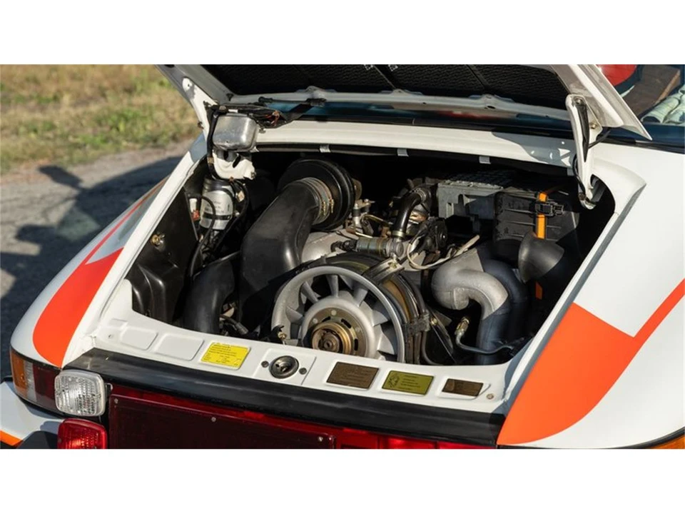 1989 Porsche 911 Carrera 3.2 - Image 11 of 31