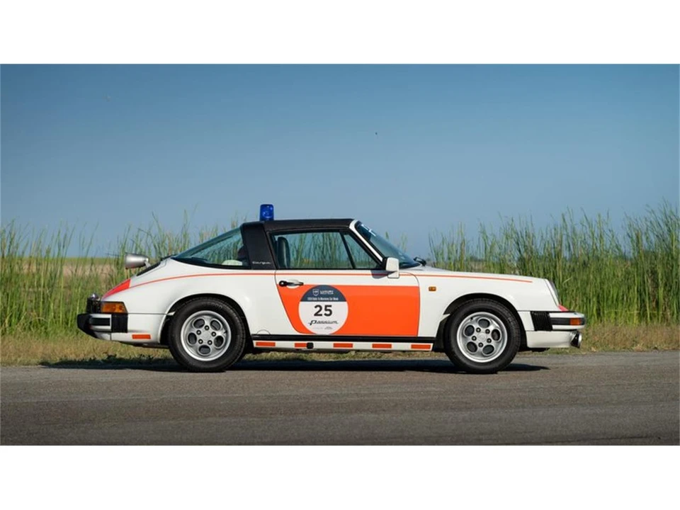 1989 Porsche 911 Carrera 3.2 - Image 15 of 31