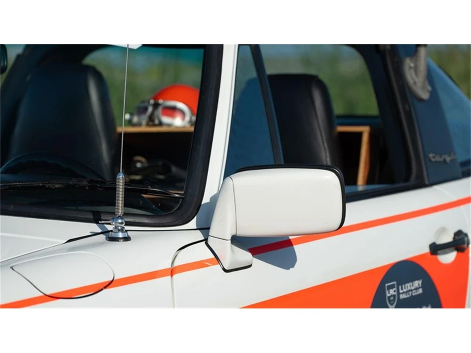 1989 Porsche 911 Carrera 3.2 - Image 28 of 31