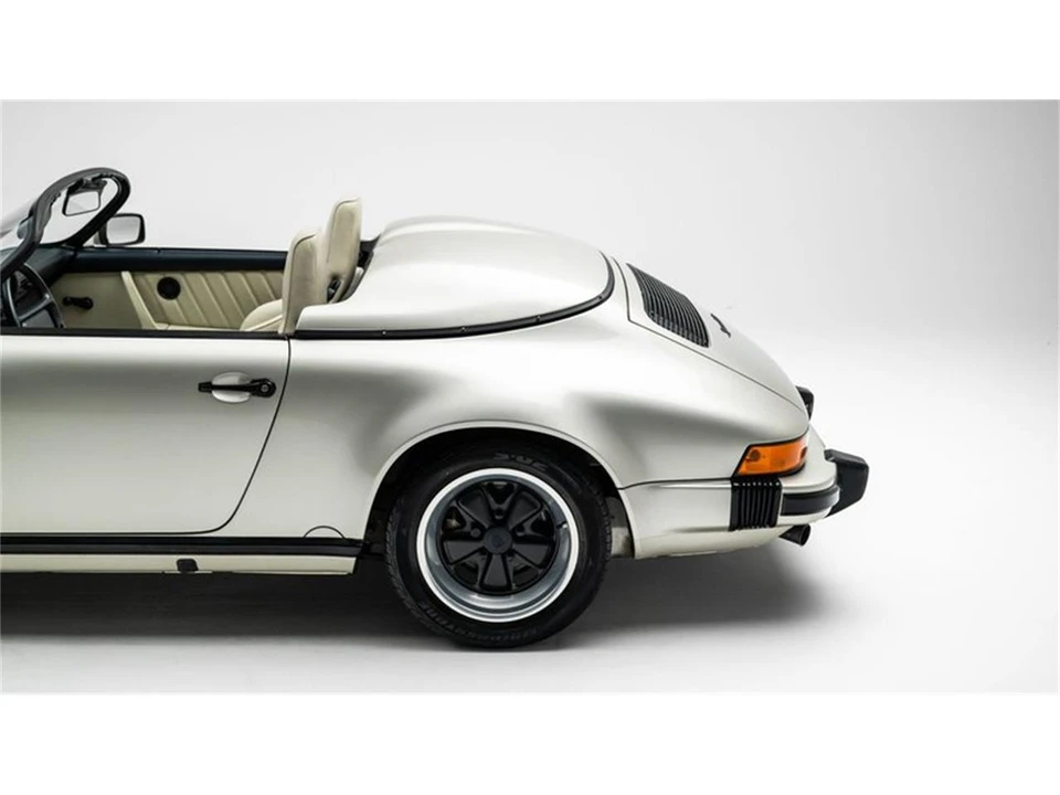 1989 Porsche 911 Carrera 3.2 - Image 31 of 31