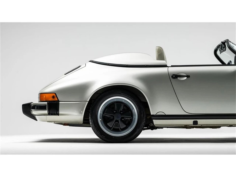 1989 Porsche 911 Carrera 3.2 - Image 19 of 31