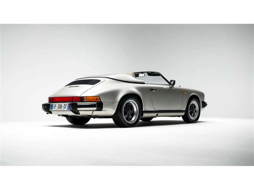 1989 Porsche 911 Carrera 3.2 - Image 15 of 31