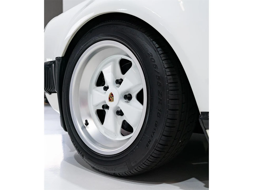 1989 Porsche 930 Turbo - Image 12 of 31