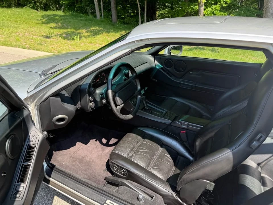 1989 Porsche 928 - Image 3 of 19