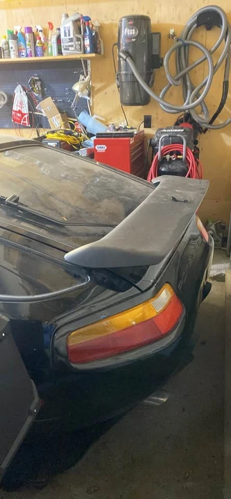 1989 Porsche 928 - Image 3 of 3