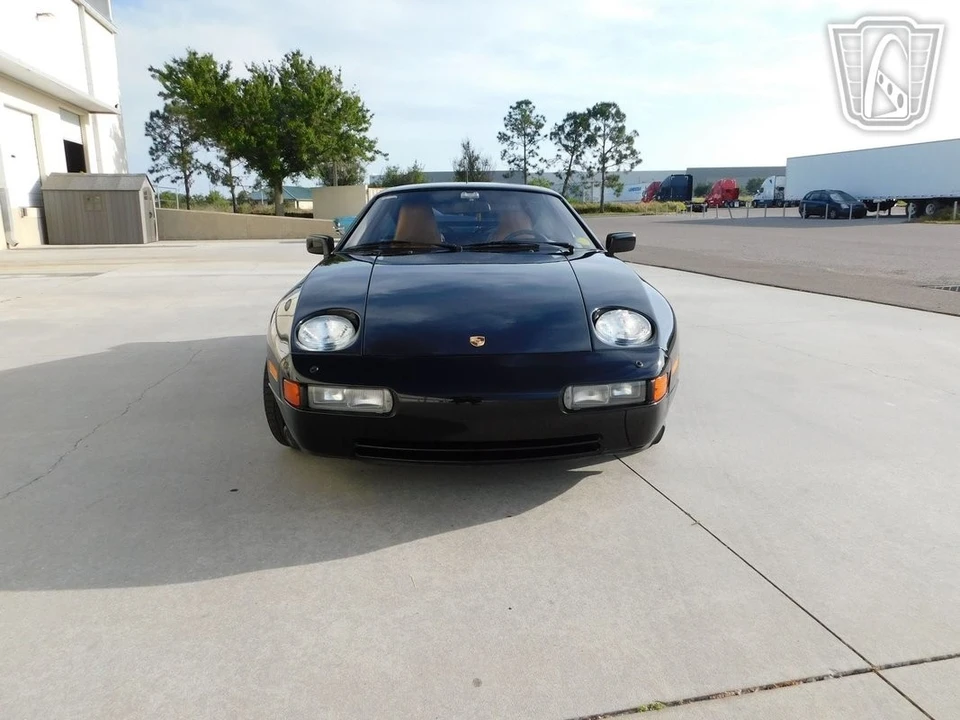 1989 Porsche 928 S4 - Image 4 of 12