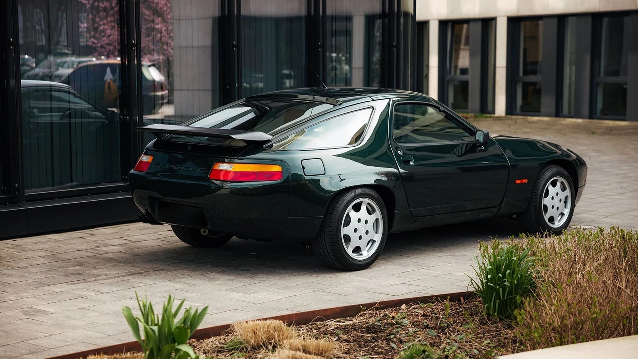 1989 Porsche 928 S4 CS/SE - Image 25 of 31