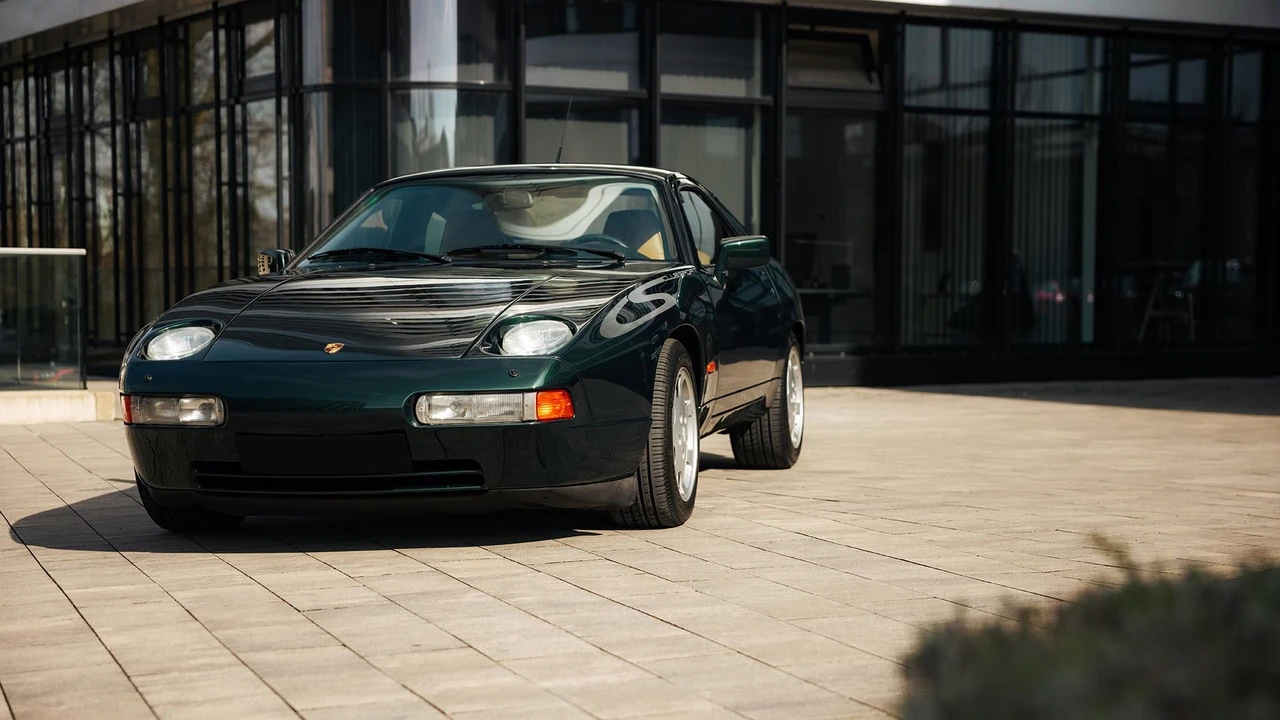 1989 Porsche 928 S4 CS/SE - Image 14 of 31