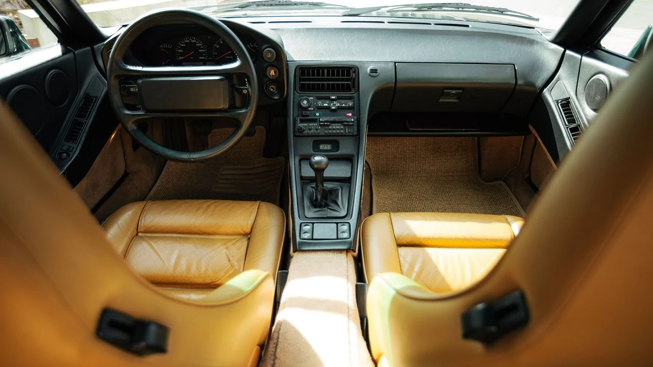 1989 Porsche 928 S4 CS/SE - Image 7 of 31