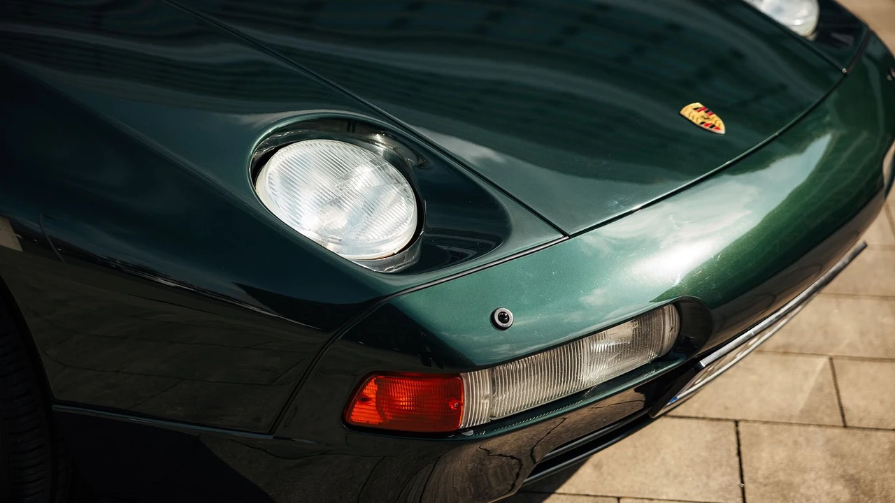 1989 Porsche 928 S4 CS/SE - Image 29 of 31