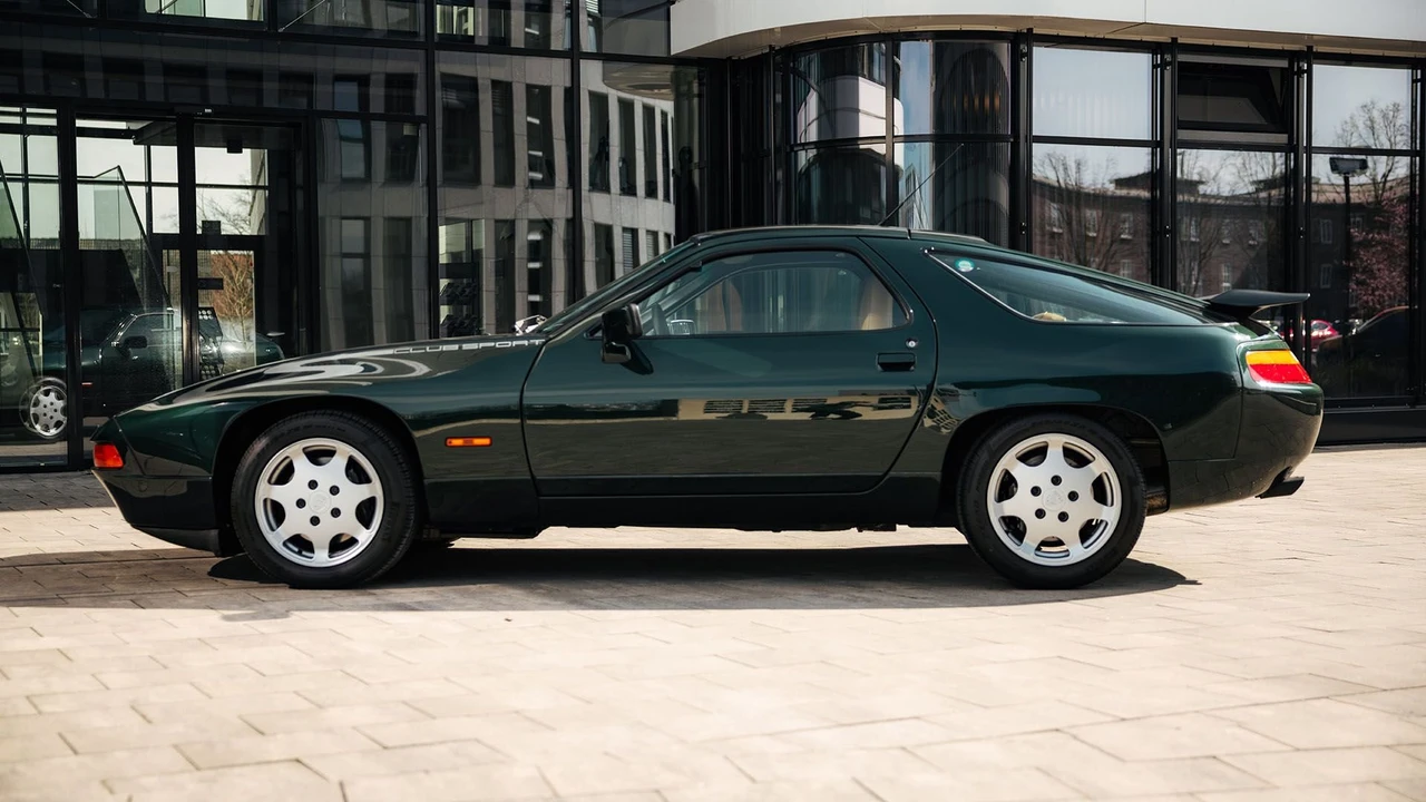 1989 Porsche 928 S4 CS/SE - Image 18 of 31