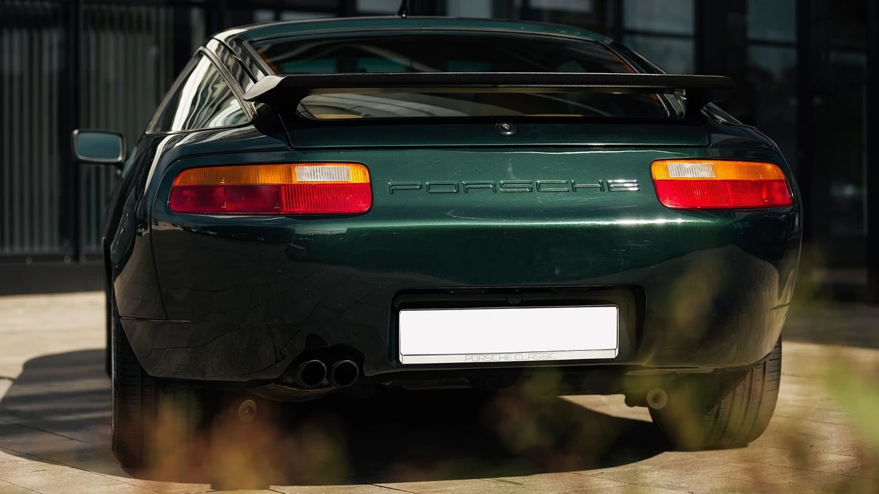 1989 Porsche 928 S4 CS/SE - Image 3 of 31