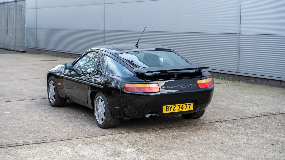 1989 Porsche 928 GT - Image 8 of 30