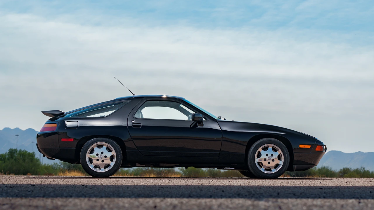 1989 Porsche 928 GT - Image 14 of 31