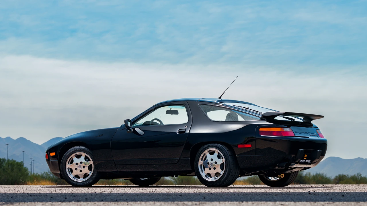 1989 Porsche 928 GT - Image 22 of 31