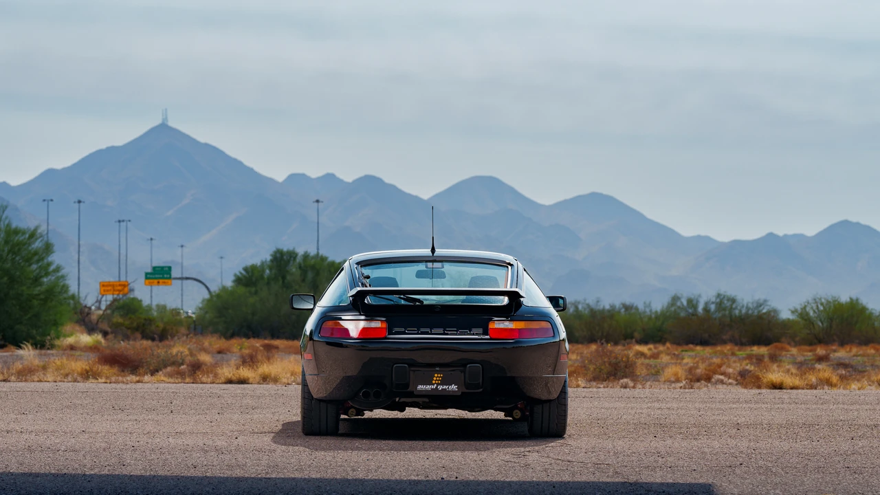 1989 Porsche 928 GT - Image 23 of 31