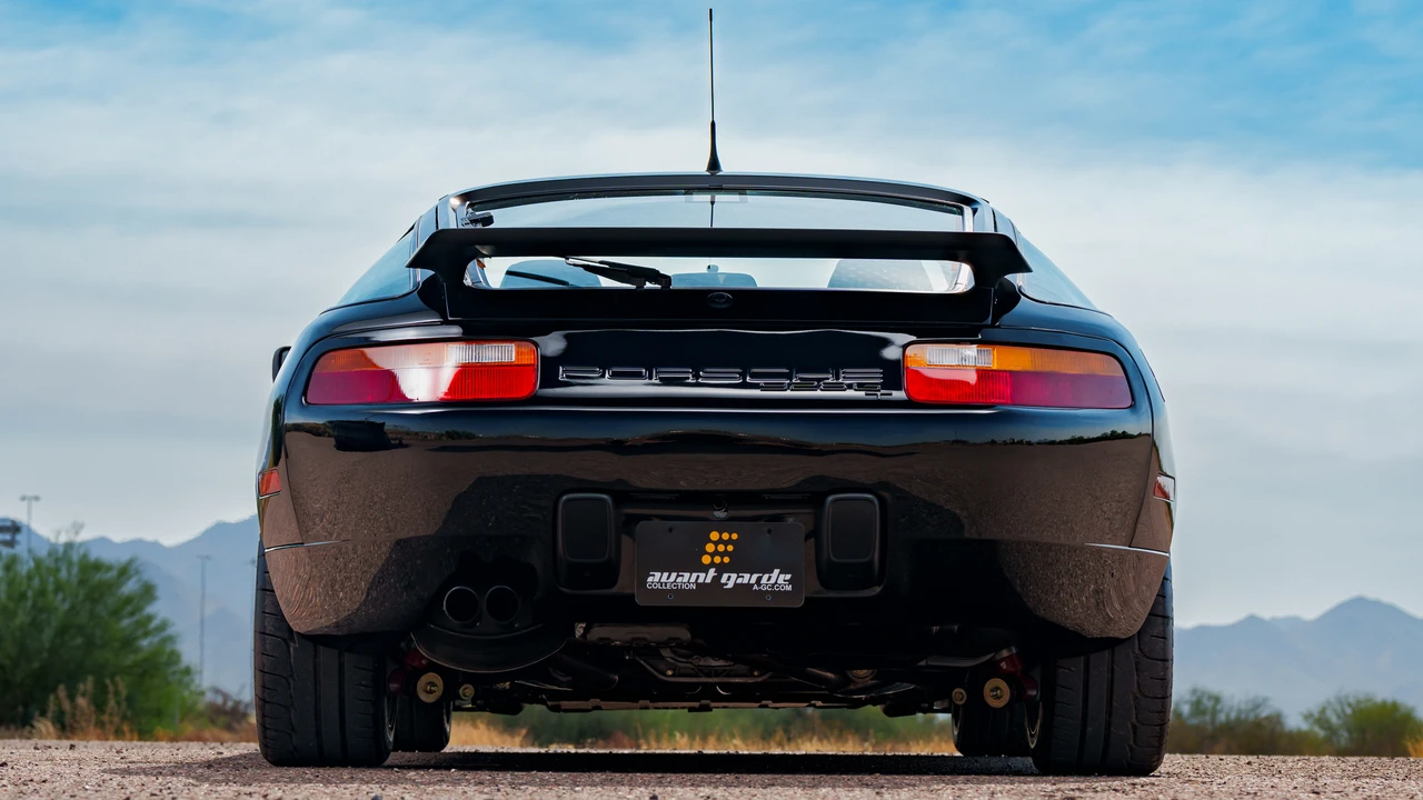1989 Porsche 928 GT - Image 24 of 31