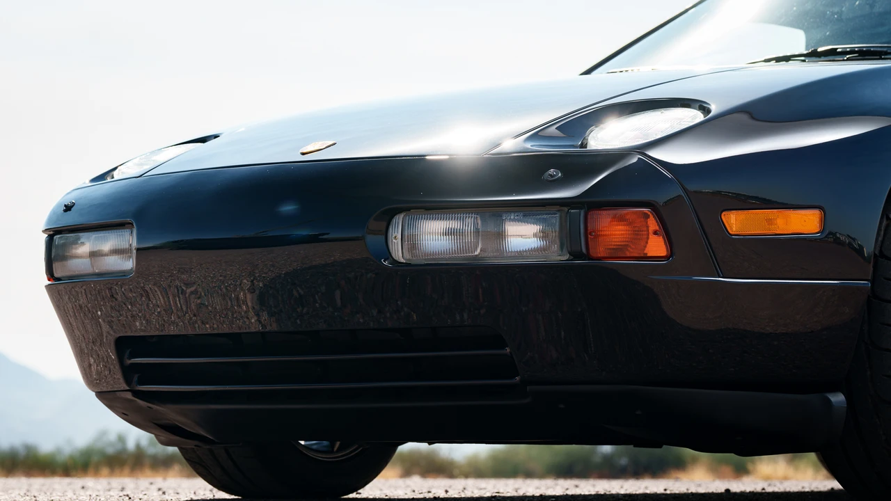 1989 Porsche 928 GT - Image 26 of 31