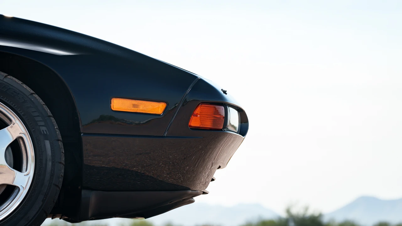 1989 Porsche 928 GT - Image 28 of 31