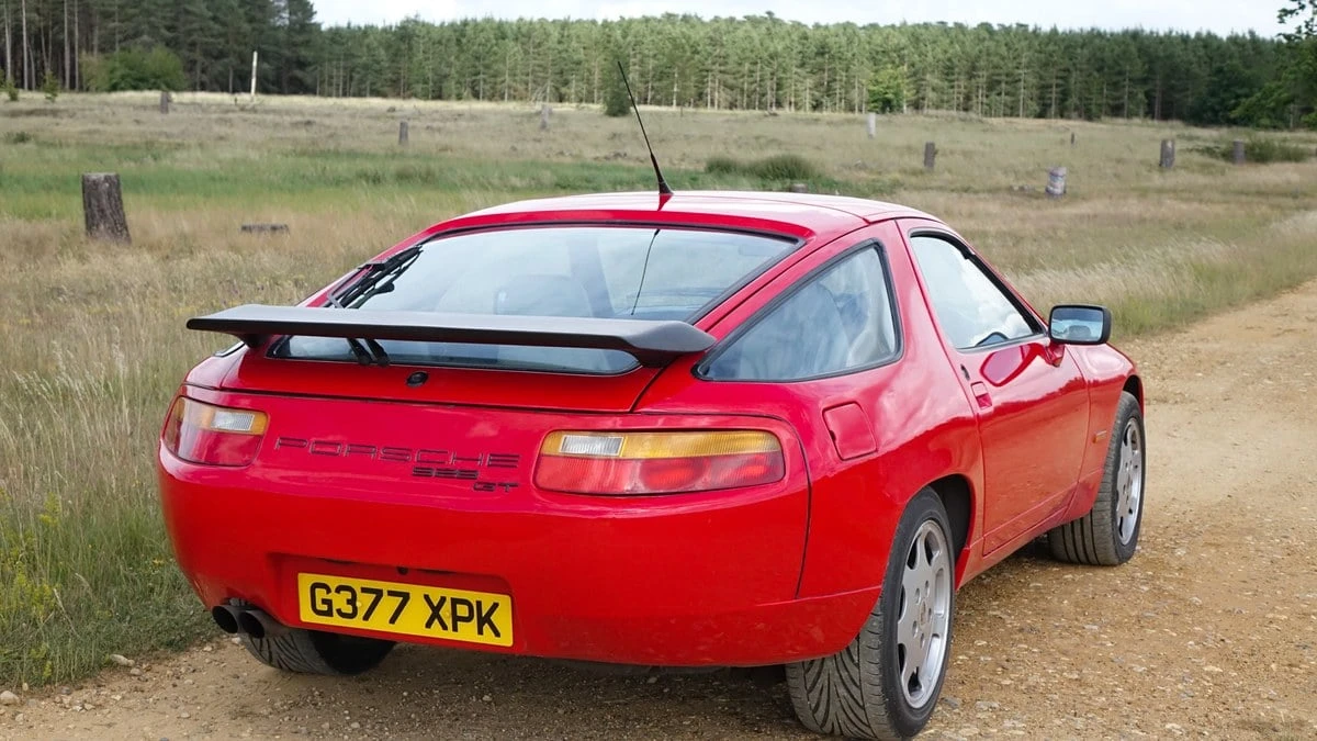 1989 Porsche 928 GT - Image 8 of 30