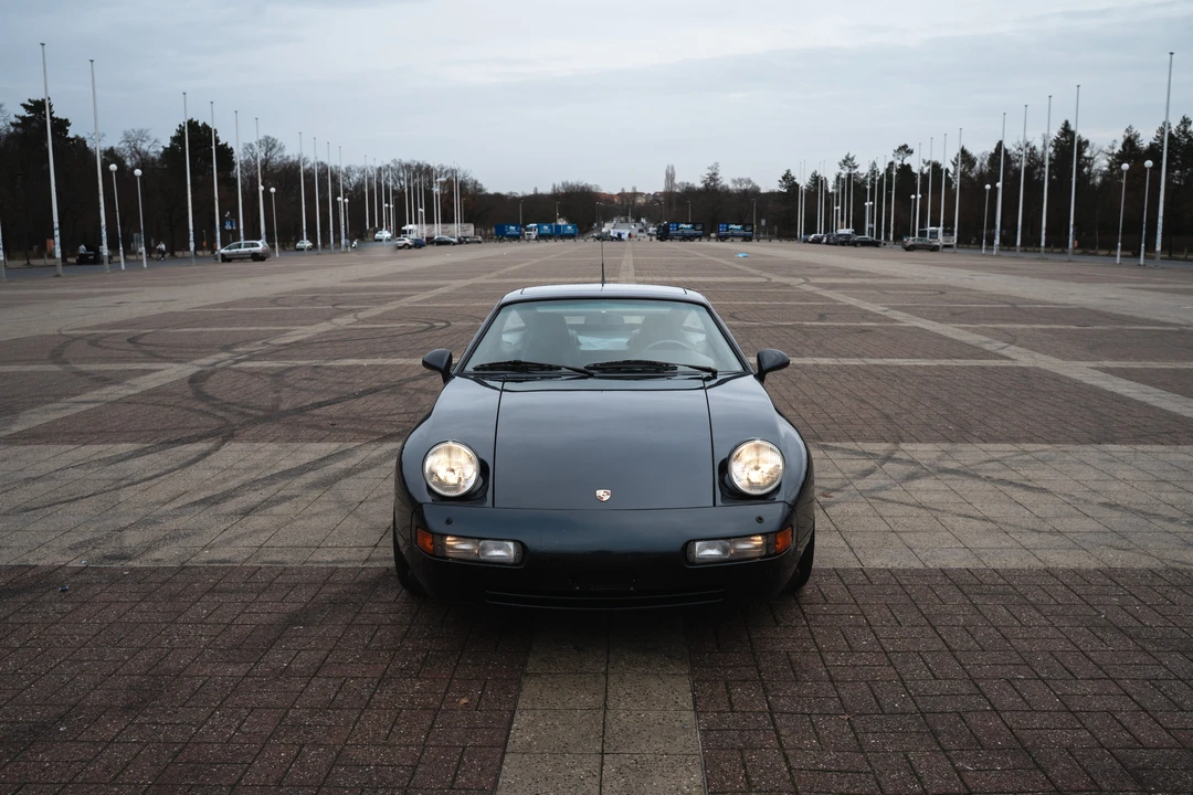 1989 Porsche 928 GT - Image 2 of 31