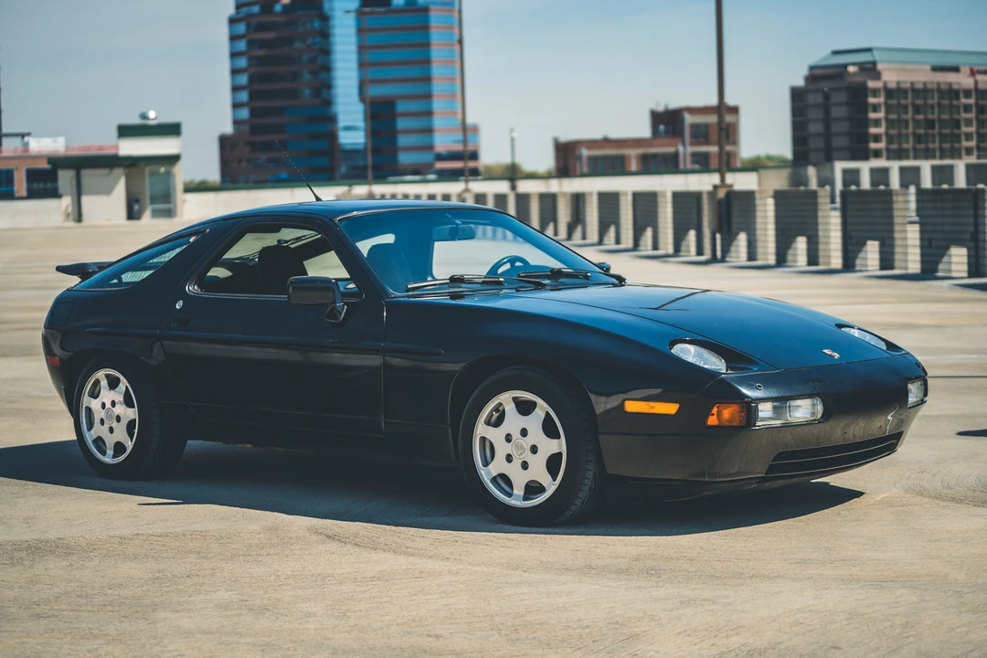 1989 Porsche 928 GT - Image 9 of 31
