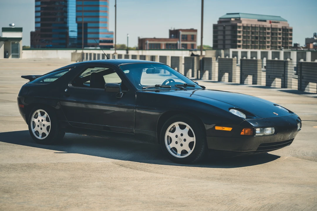 1989 Porsche 928 GT - Image 8 of 31