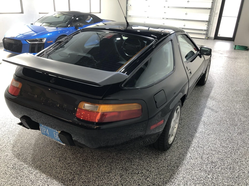 1989 Porsche 928 GT - Image 9 of 31