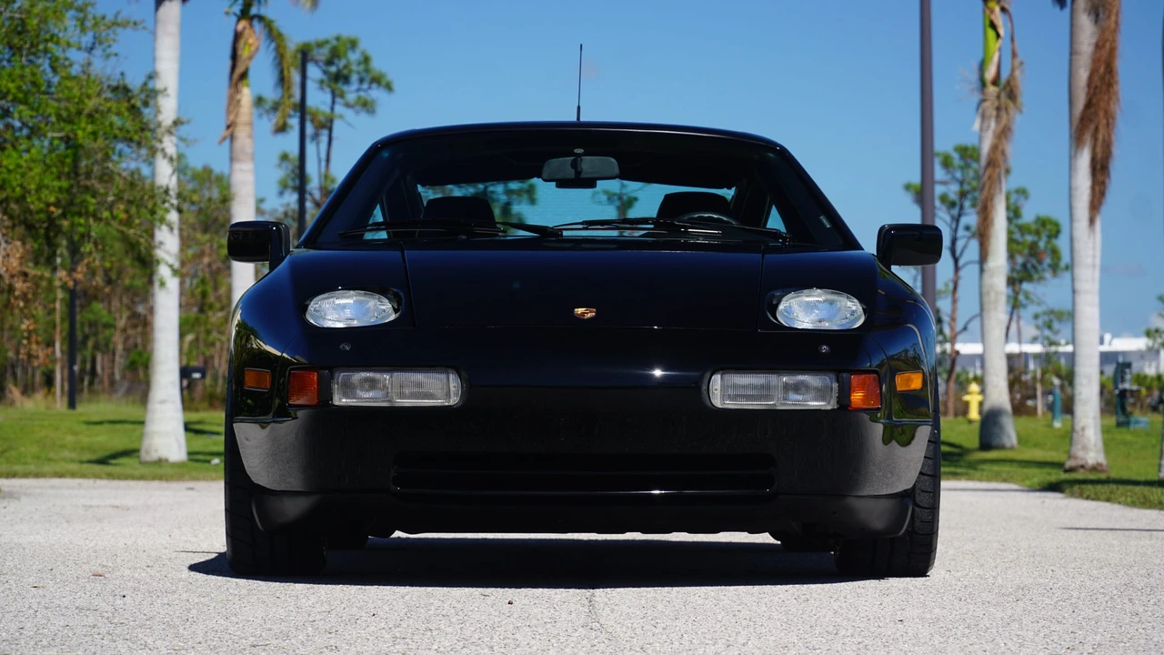 1989 Porsche 928 GT - Image 27 of 31