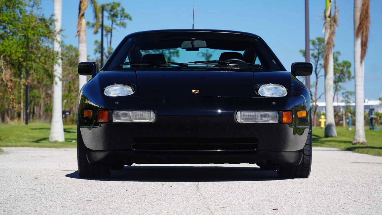 1989 Porsche 928 GT - Image 28 of 31