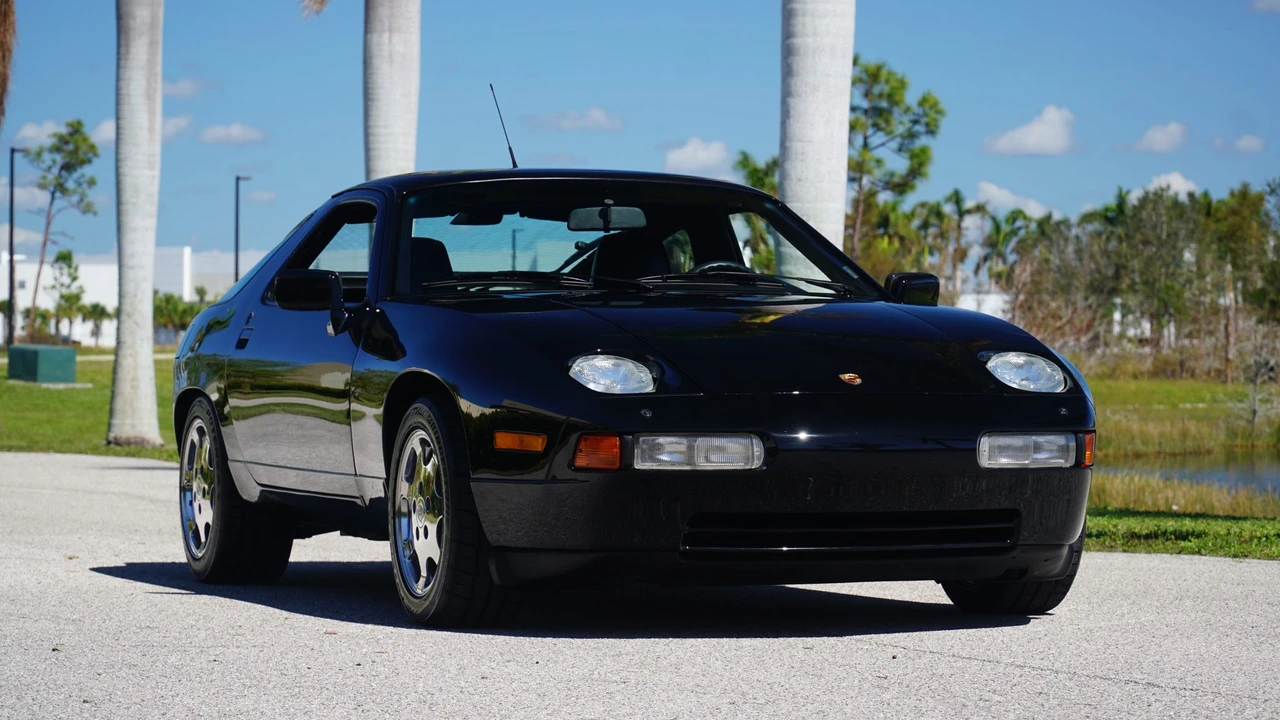 1989 Porsche 928 GT - Image 26 of 31