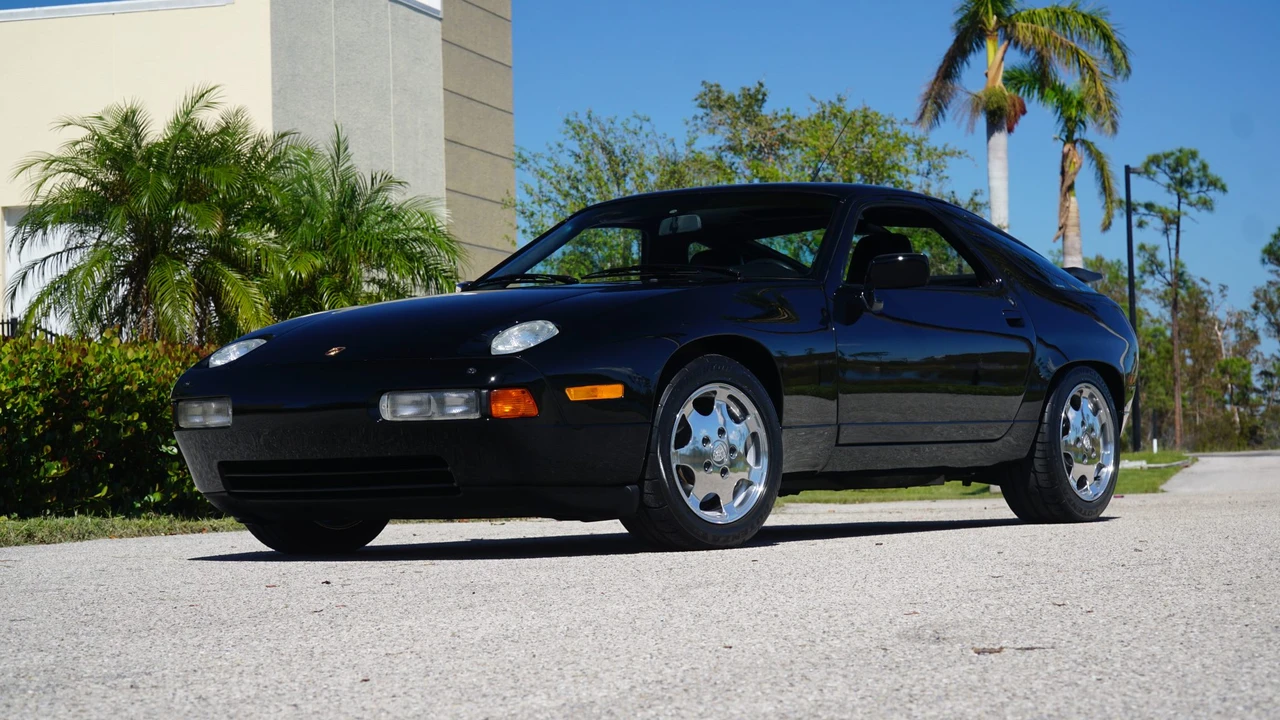 1989 Porsche 928 GT - Image 12 of 31