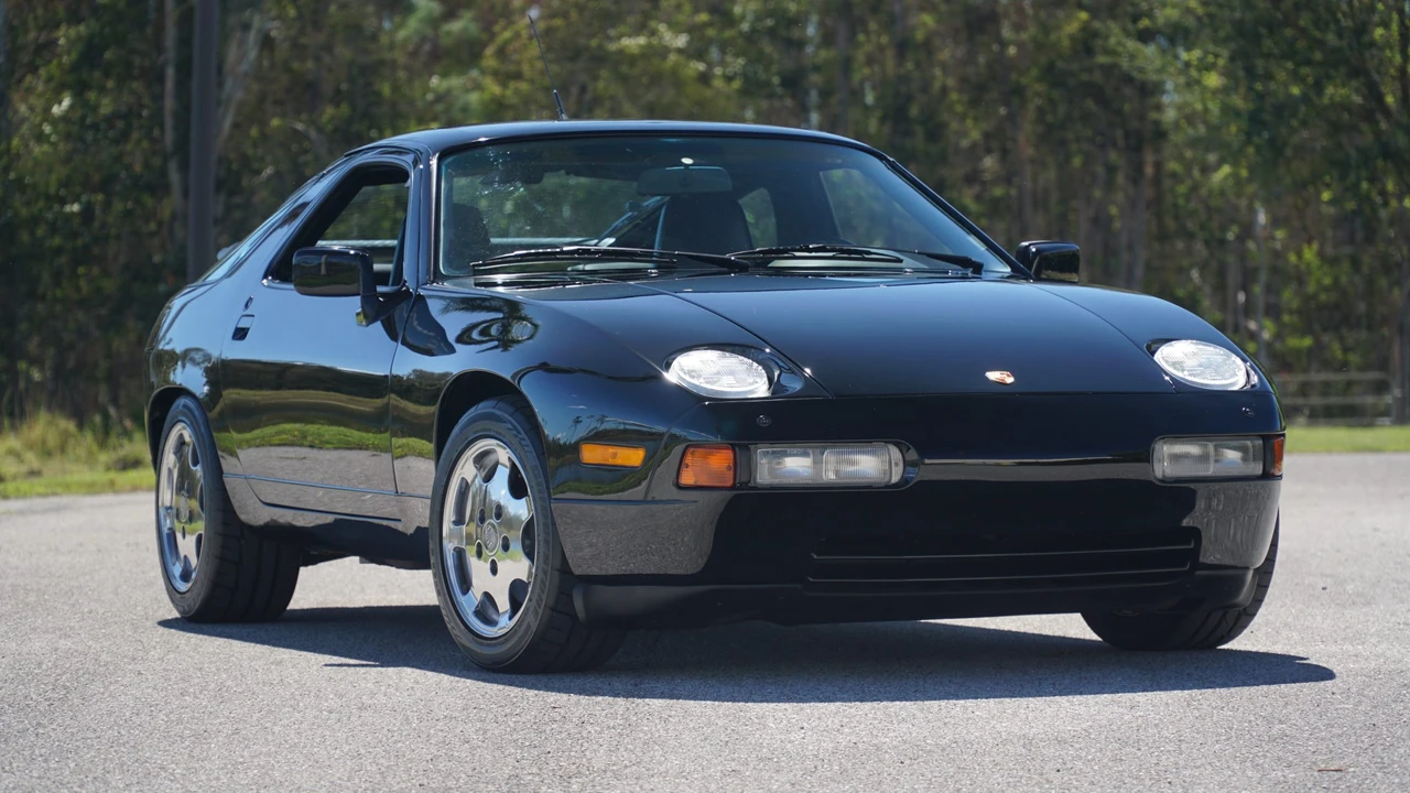 1989 Porsche 928 GT - Image 7 of 31